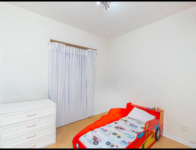 2 BEDROOM APARTMENT FOR SALE IN MORNINGSIDE
